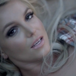 Britney Spears on Perfume Videoclip