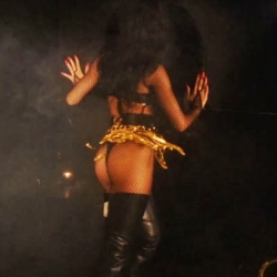 Rihanna Pour It Up screencaps