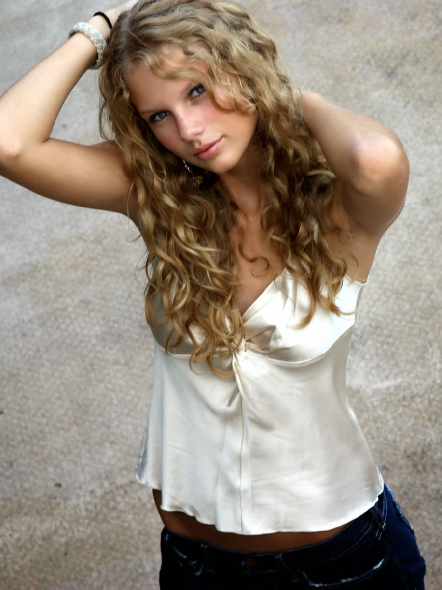 Taylor swift oops photos