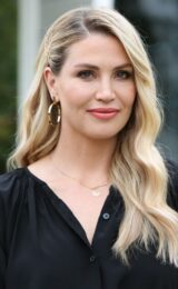  Willa Ford