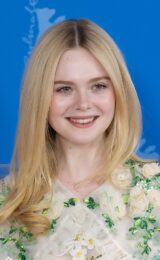 Elle Fanning