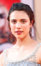 Margaret Qualley