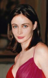  Emmanuelle Béart